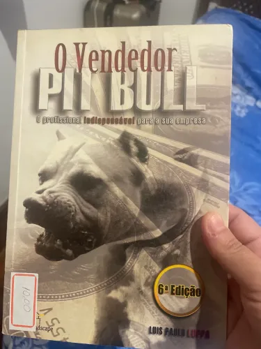 O vendedor pit bul por Luís Paulo Luppa