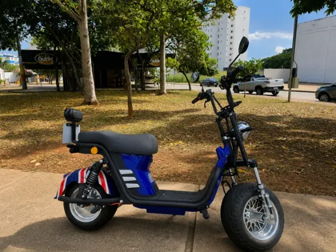 SCOOTER ELÉTRICA MOTO CHEFE X12 SEMINOVA IMPECÁVEL