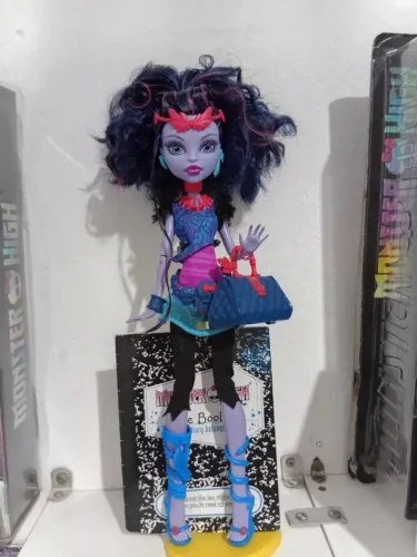 Monster high Jane Boolitle 