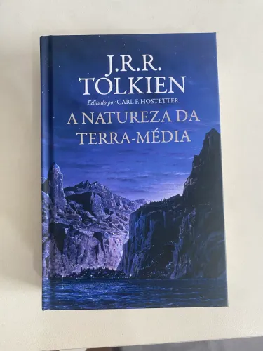 Livro Tolkien A Natureza da Terra-Média