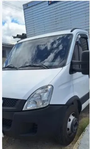 Caminhão BAU IVECO DAILY 70c17