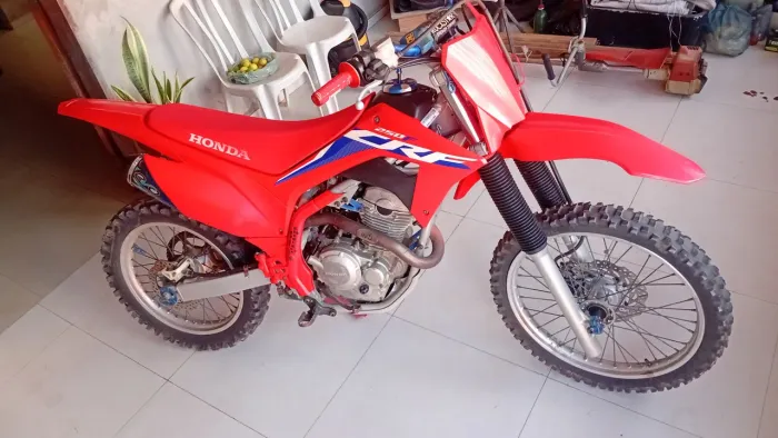CRF 250F ANO 23/24