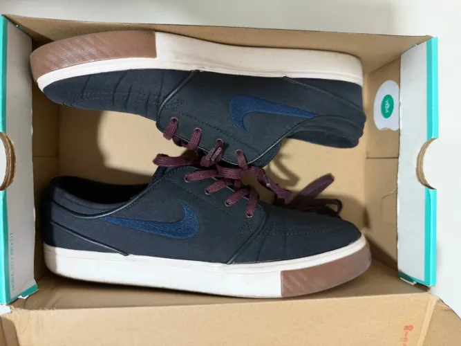 TÊNIS NIKE ZOOM SB STEFAN JANOSKI CNVS 