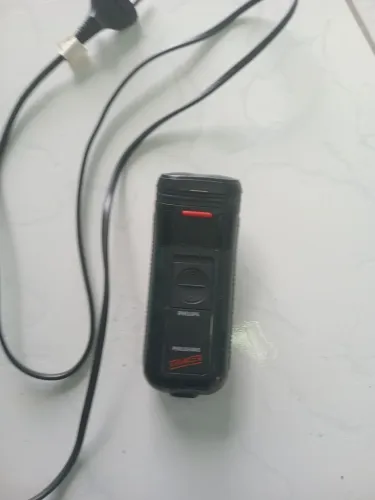 Vendo máquina de barbear Philips 