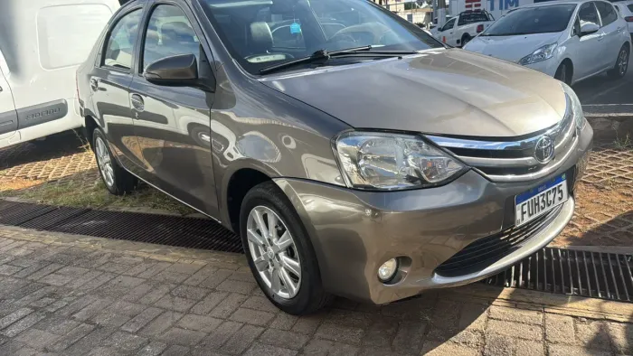 Toyota Etios XLS Sedan 1.5 Flex 16V 4P Aut. 2017