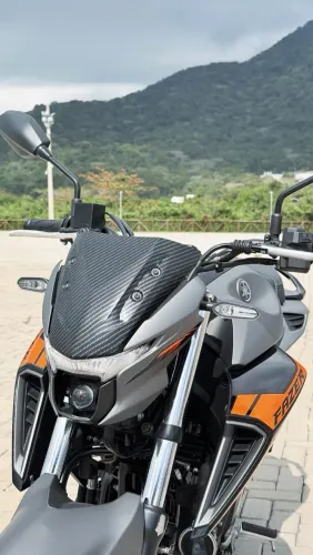 Fz25 cinza em estado de 0km
