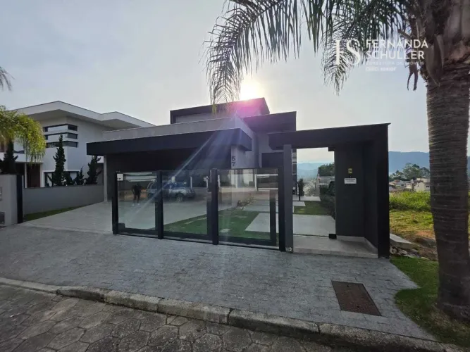 Casa à venda no bairro Centro - Antônio Carlos/SC