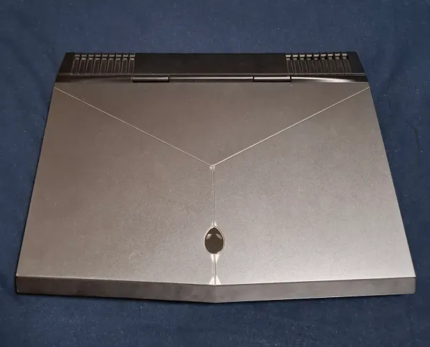 Notebook Dell Alienware 13 R3 (i7)