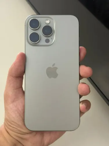 Iphone 16 Pro Max de 256GB | 92% de bateria