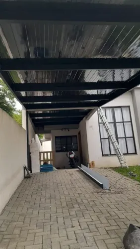 Coberturas de policarbonato e telhas sanduíche
