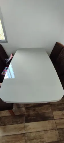 MESA MDF/VIDRO SEM A BASE SO A TAMPA .