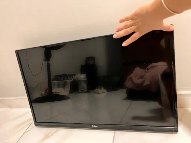 Tv Philco 28 polegadas, sem controle remoto