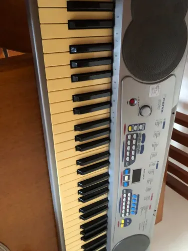Teclado para conserto ou retirar peças