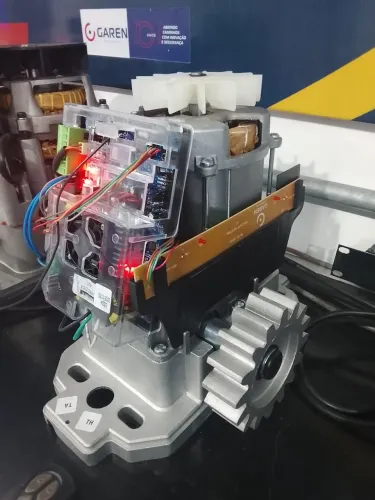 Motor de portão, rápido e moderno