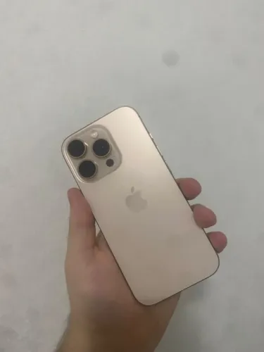 IPHONE 16 PRO Desert ÚNICA DONA