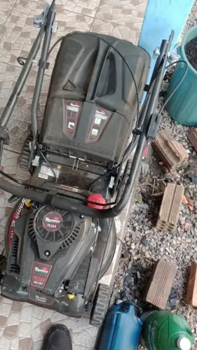 Máquina de corta grama a gasolina