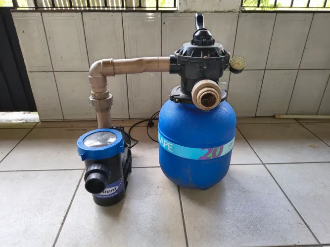Bomba e filtro para piscina