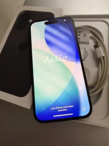 iPhone 16 256GB Black