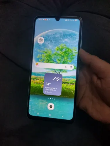 Samsung Galaxy A06