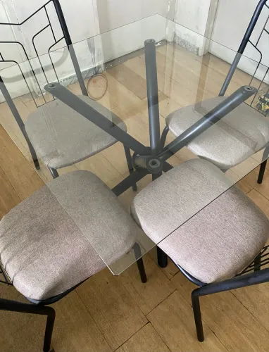 Mesa de jantar- entrego