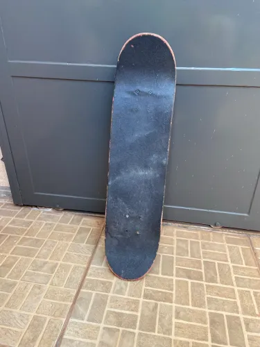 Skate profissional traxart, acompanha chave T