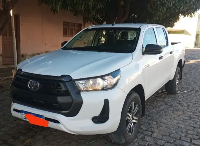 Toyota Hilux CD 4X4 2.8 Diesel Mec. 2023
