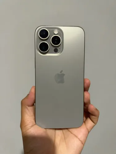 iPhone 15 Pro Max 256GB Prateado