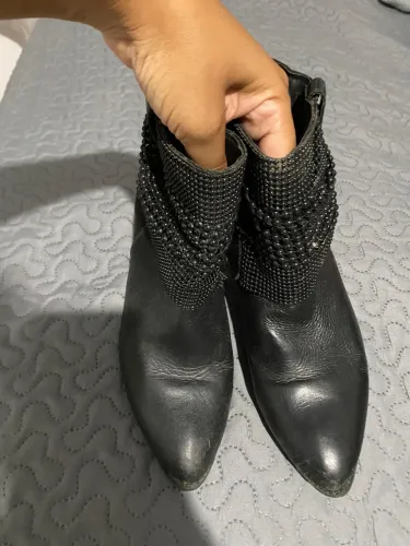 Bota de preta de couro 