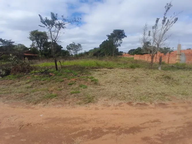Águas de Santa Bárbara - Terreno/Lote