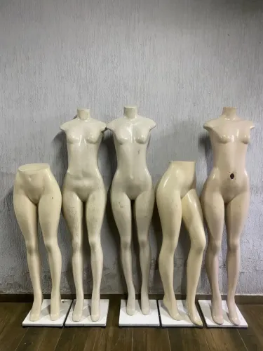 Manequins pra venda 250