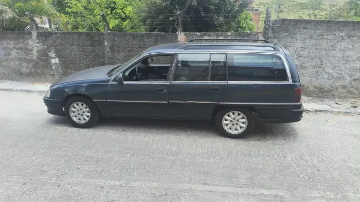 Chevrolet Omega GLS 2.2 / 2.0 (álcool) 1993