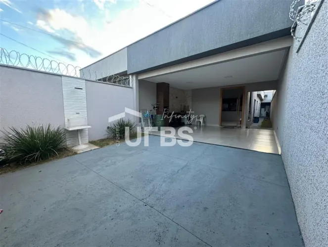 0 - Casa 3 quartos, sendo 1 suíte