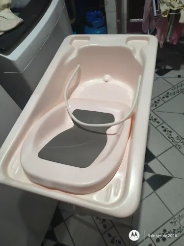 Vendo uma banheira da marca Galzerano semi-nova