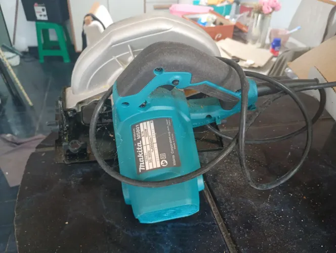 Makita seeradeira