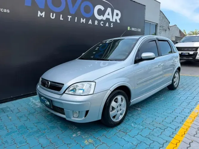 Chevrolet Corsa Hat. Premium 1.4 8V Econoflex 5P 2009