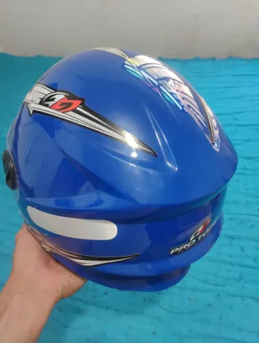 Capacete