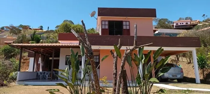 Casa 3 quartos, 3 banheiros - Figueiras-Juiz de Fora