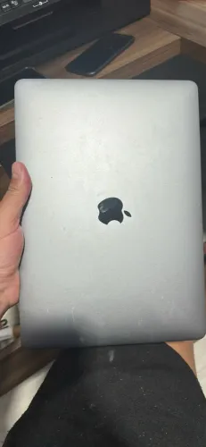 Mac Book pro A1708