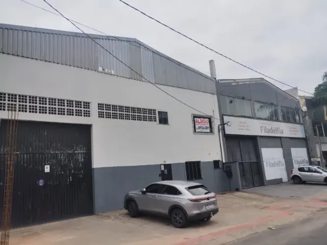 Alugo Galpão com 500m2 na Av. Monte das Oliveiras em colinas de laranjeiras.