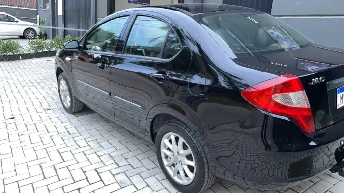 JAC J3 Turin Sedan 1.4 16V 4P Mec. 2012