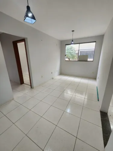 605 SUL (ARSO 62) CONDOMÍNIO RECANTO DAS ARARAS Apartamento com 2/4 - Aluguel