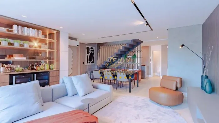 Cabral, Cobertura Ed. Infinite, Finamente Mobiliada e Decorada, 216m² privativos,