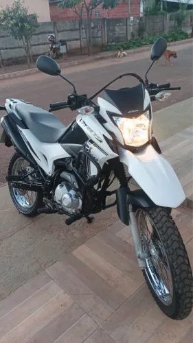 Moto Honda NXR 160 Bross