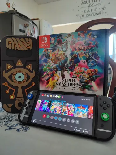 Nintendo Switch OLED Desbloqueado edição Super Smash Bros Ultimate