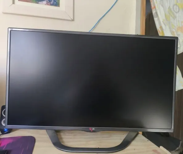 Vendo TV LG com problema no LED ( imagem ainda funciona )