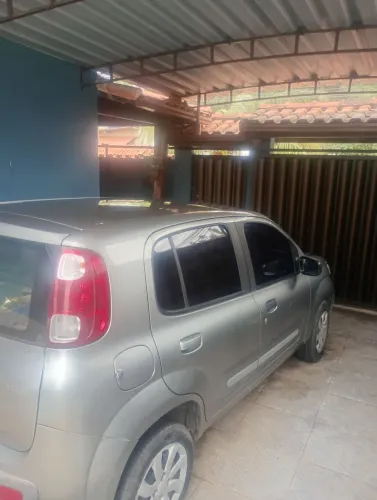 Fiat Uno Vivace/rua 1.0 EVO Fire Flex 8V 5P 2012