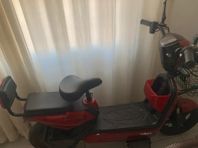 MOTO ELÉTRICA À VENDA - ÓTIMA OPORTUNIDADE!