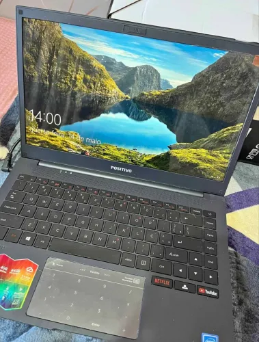 Notebook positivo 