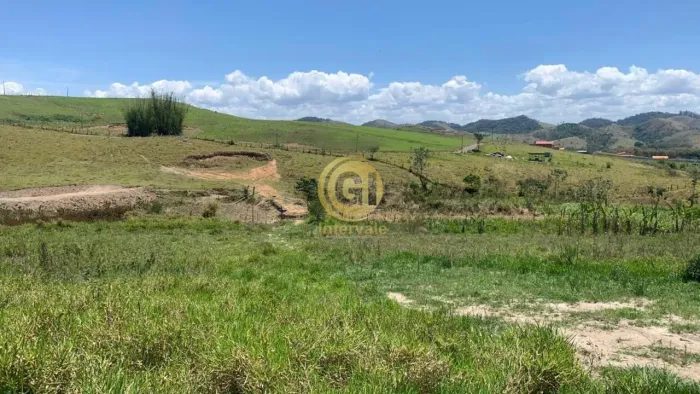 Terreno de 1.200 m² em área rural Jacareí