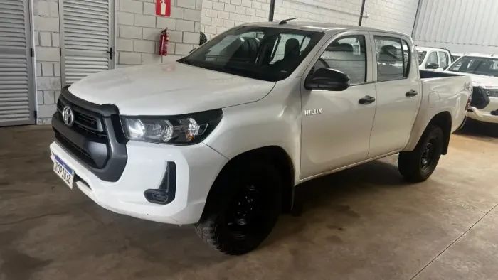 Toyota Hilux CD 4X4 2.8 Diesel Mec. 2022